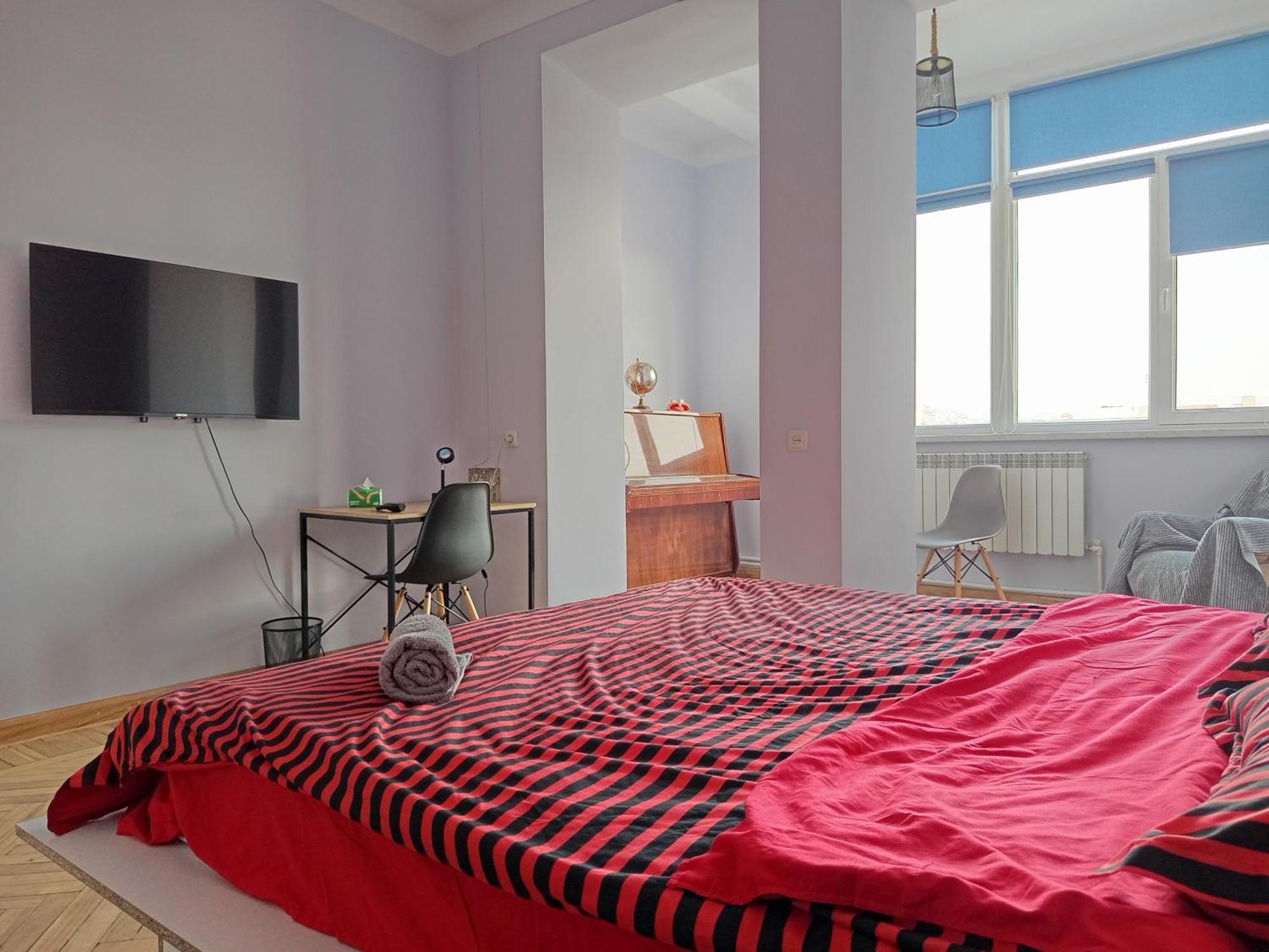 Living Spaces - Guesthouse Yerevan Ngoại thất bức ảnh